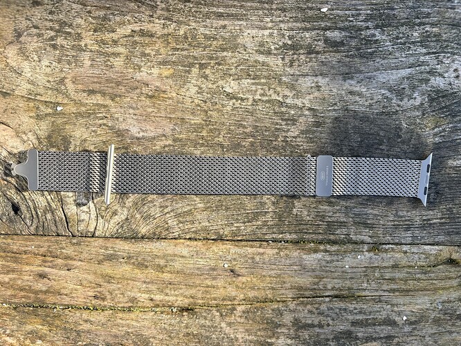 1E9F22B6-D8B9-4386-85F7-2AE43E96E935