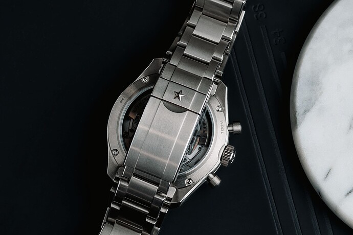 ZENITH_CHRONOMASTER_Ti_04