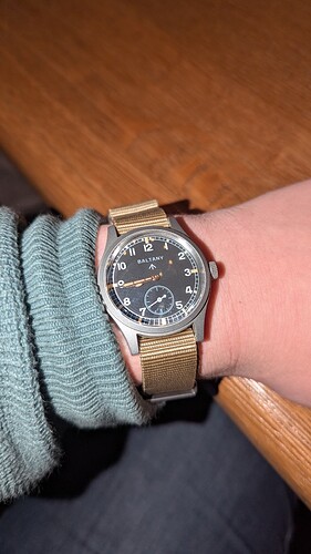 PXL_20251202_074411329