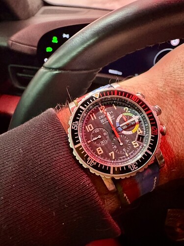 06F1FC73-5DE5-4ABE-8F50-A433D64449C8_1_105_c