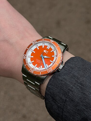 PXL_20260409_122103236