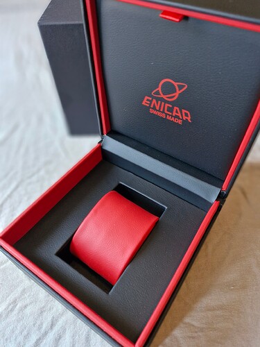 Enicar box (8)