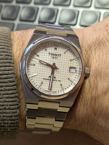 PXL_20251223_083028653