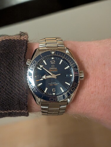 PXL_20251111_195129100