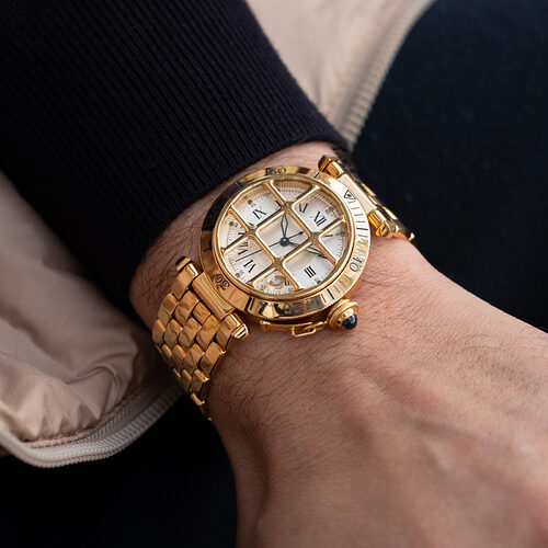 Cartier-Pasha-Wristshot-1600x1600