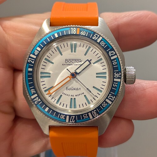 PXL_20251120_183244134