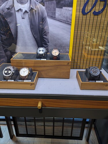 PXL_20251227_112812188