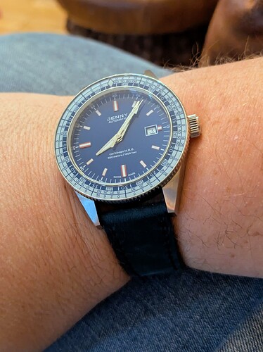 PXL_20251103_070605941.MP~2