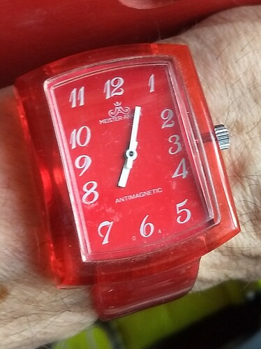 IMG_20260412_190307255_BURST000_COVER_TOP~2