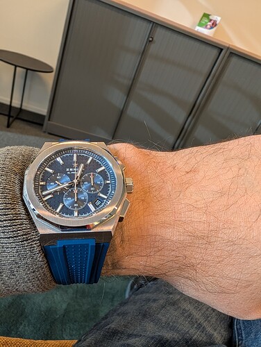 PXL_20251118_114121956