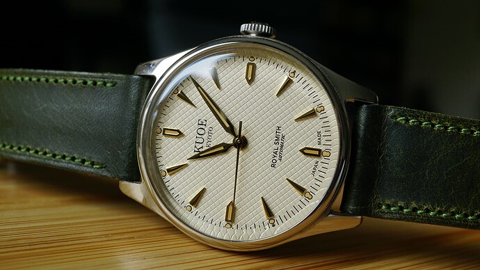 44B3632A-2860-4B8E-A4D8-577F076257C1