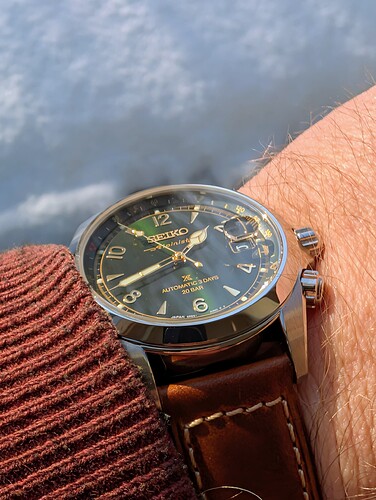 PXL_20260105_124215600~2