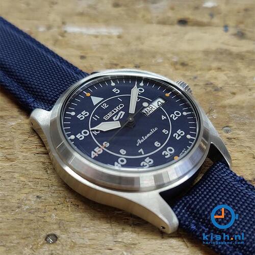 5015999-91093-seiko-5-sports-srph31k1-flieger-horloge-20