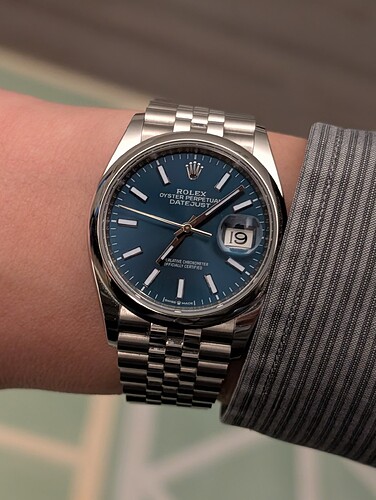 PXL_20250919_050657024