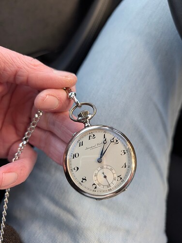 PXL_20260124_120922775