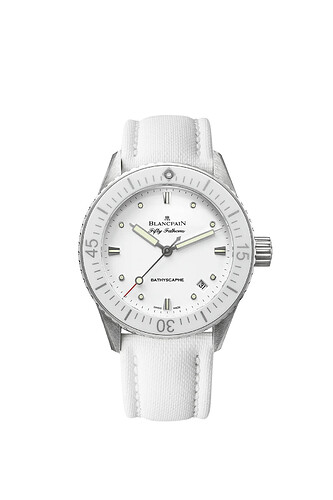 5100_1127_W52A_Fifty_Fathoms_Bathyscaphe_Date_And_Seconds_Soldier_Front_RGB
