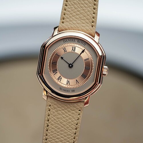 2025-Daniel-Roth-Extra-Plat-Rose-Gold-DBBD01A1