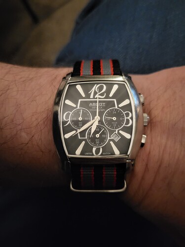 17723867043545875644142564672888