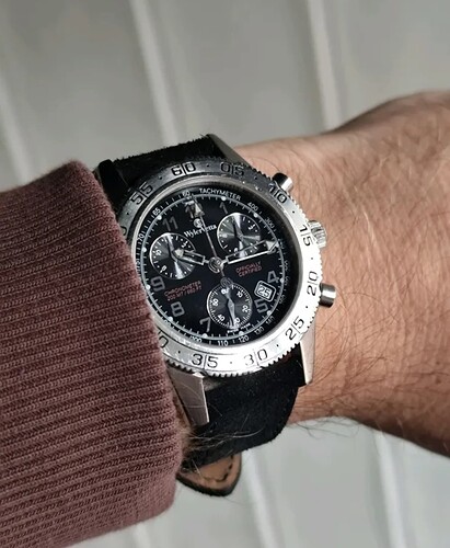 Screenshot_2026-01-08-20-30-17-520_com.watchenterprise.watchcrunch-edit