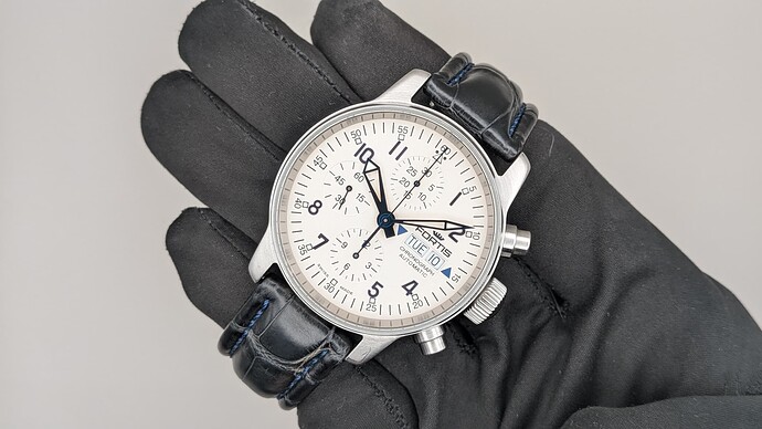 PXL_20260212_195706404