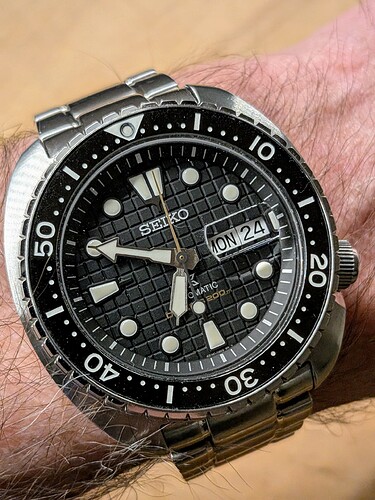 PXL_20251124_175001698.MACRO_FOCUS