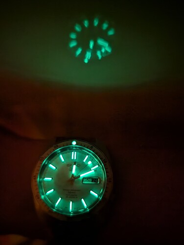 PXL_20250923_221052882.NIGHT~2
