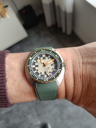 17658797804555810852955351783880