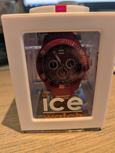 PXL_20251208_1454100941