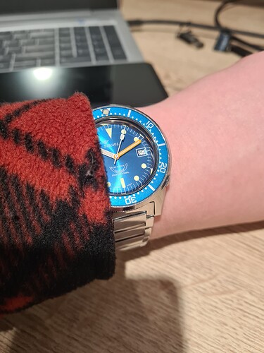 17640618906818455145016323357685