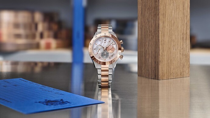 2-STILL-1-1_CHRONOMASTER-Sport_513102360001M3100_16x9