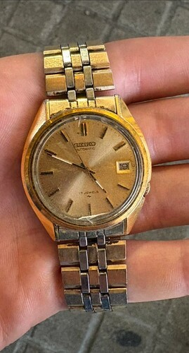 Screenshot_20251219-222803_Vinted