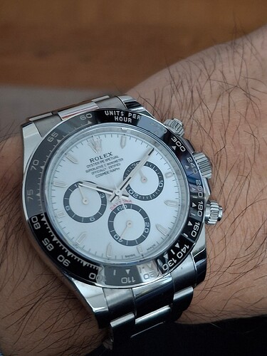 17605343885182083061044607801584