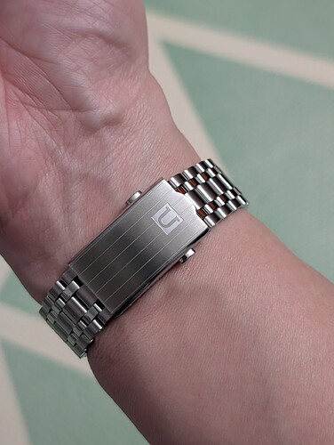 PXL_20260221_215408640