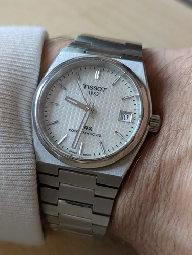 PXL_20251110_083150972