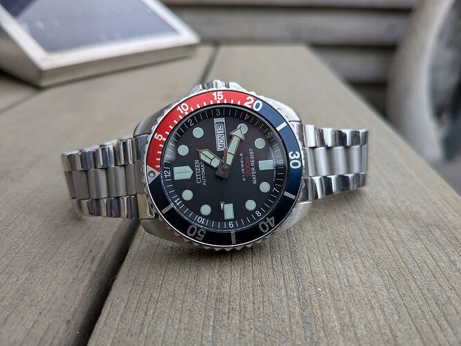 PXL_20251013_112005517.MACRO_FOCUS