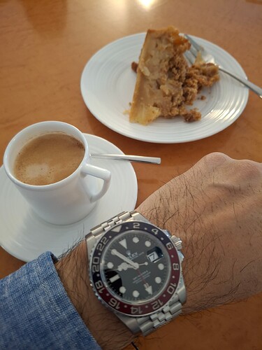 17607741941127317827751817638933