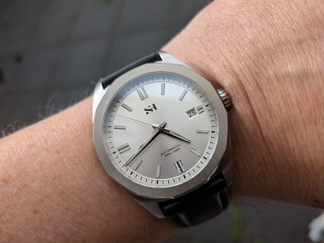 PXL_20251125_154155675.MACRO_FOCUS