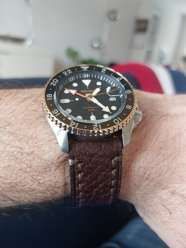 17643326977161926020167776759536