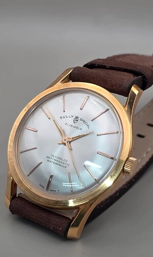 Screenshot_2025-12-27-19-10-36-211_fr.vinted-edit