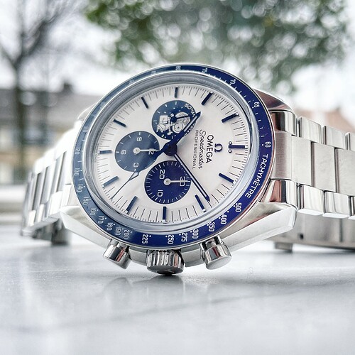 Silver Snoopy 50th (3)