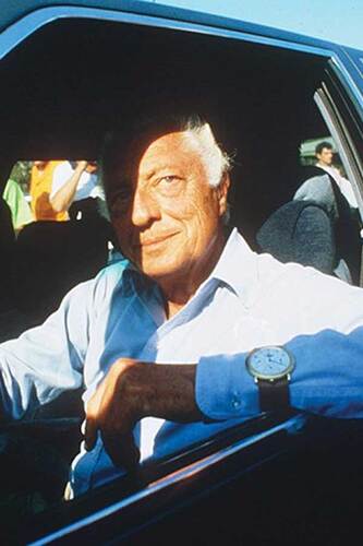 Gianni-wearing-pocket-watch-on-wrist-
