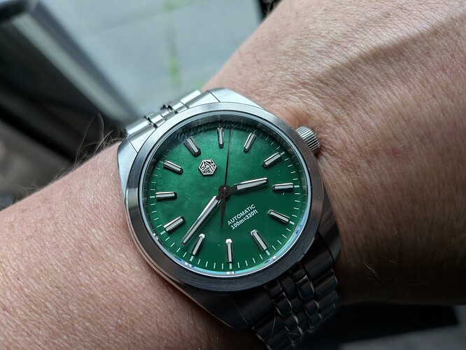 PXL_20251108_144208059.MACRO_FOCUS