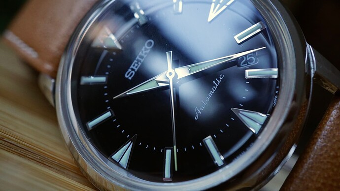 91EC03B0-EAE2-47F9-B784-316479205150_1_201_a