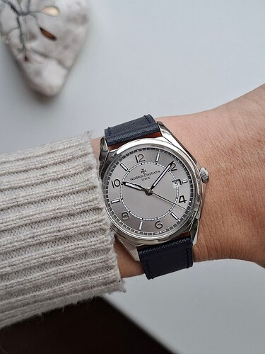 1765641263104302803106434796978