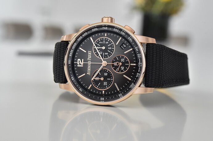 Code-11.59-by-Audemars-Piguet-Selfwinding-Chronograph-Gold-and-Ceramic-26393NR.OO_.A002CA.01-8