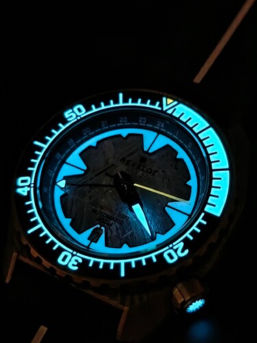 revelot lume