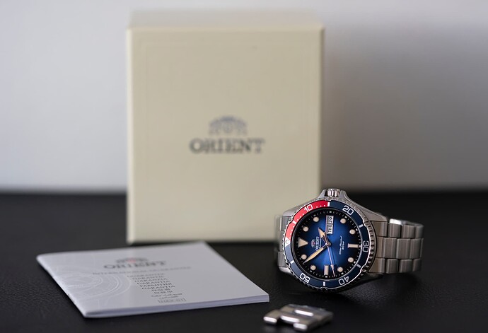 20260428 Orient Kamasu Pepsi RA-AA0812L-1