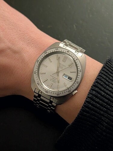 PXL_20251115_155530520~2