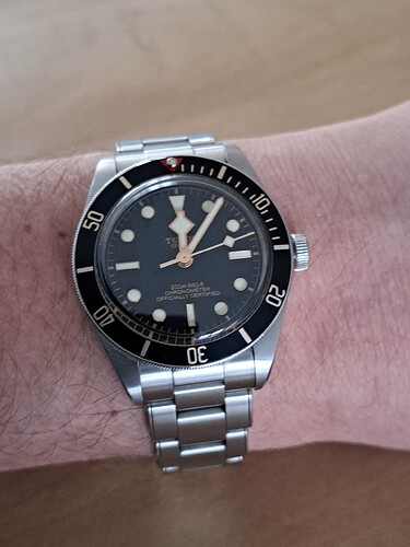 17740911519588925618714782843543