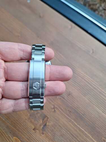 WhatsApp Image 2026-01-03 at 13.45.04 (2)